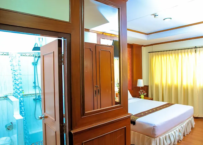 Hotel Pj Watergate 3*